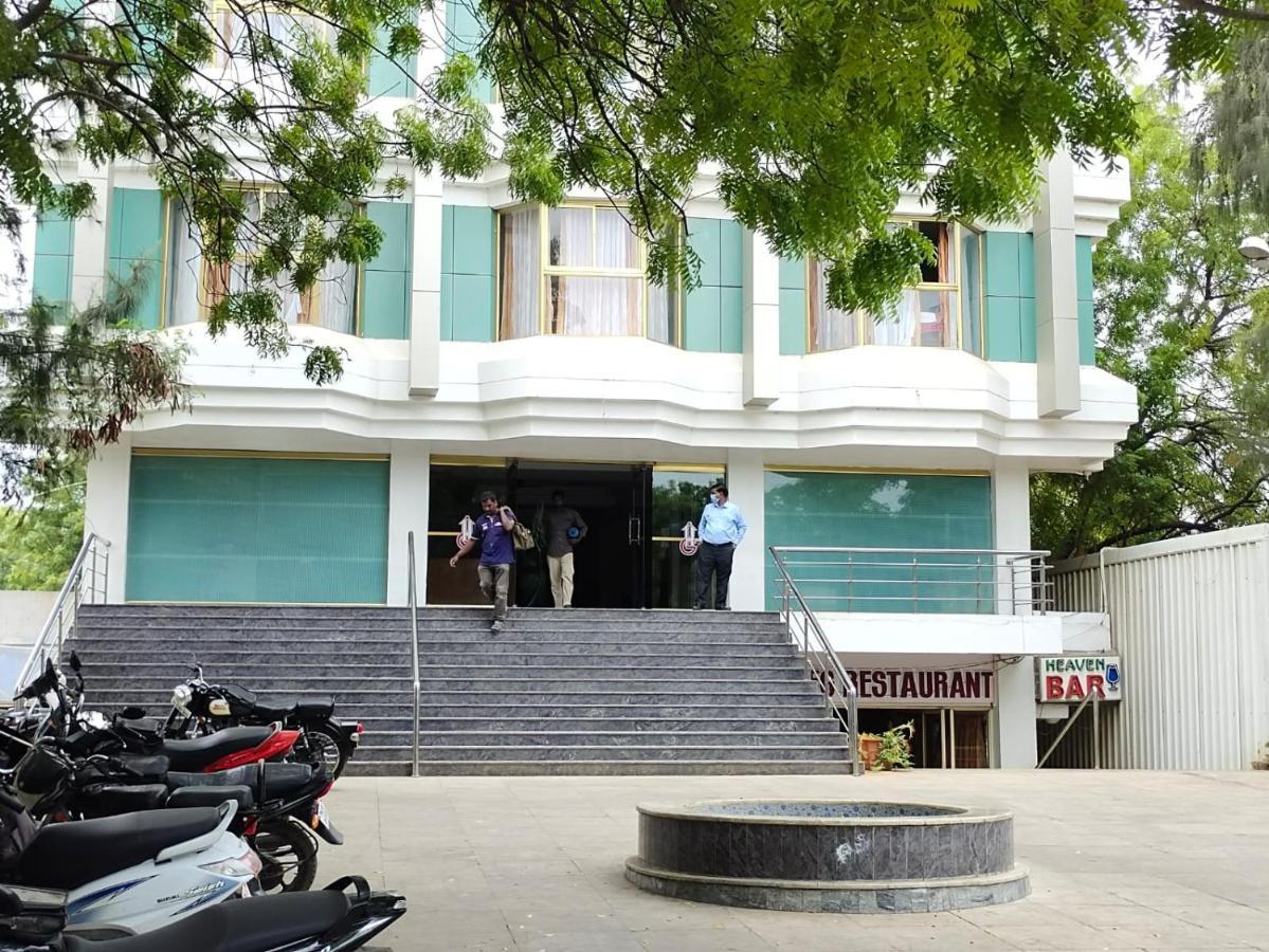 Hotel Geetha International Tuticorin Luaran gambar