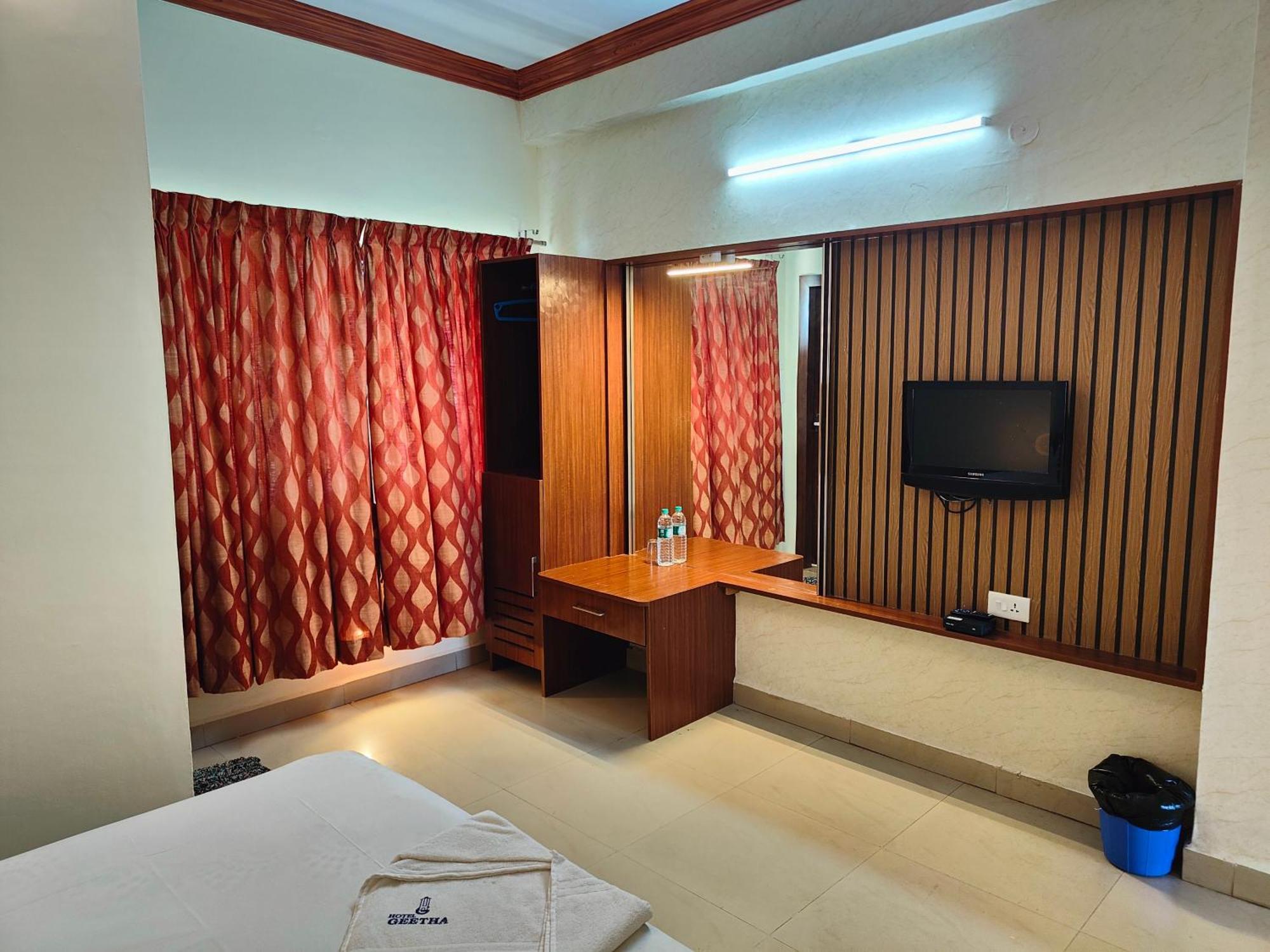 Hotel Geetha International Tuticorin Luaran gambar
