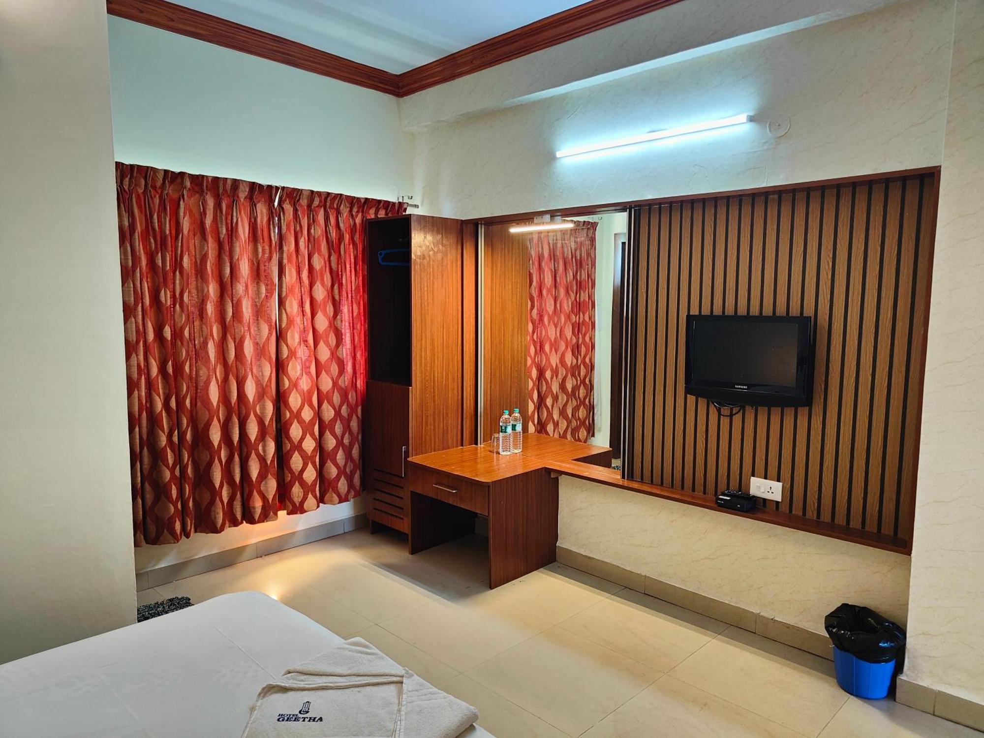 Hotel Geetha International Tuticorin Luaran gambar